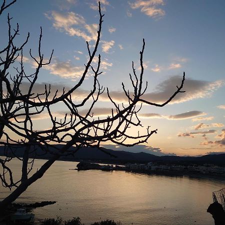 Skizenas Waterfront Apartments Haraki Dış mekan fotoğraf