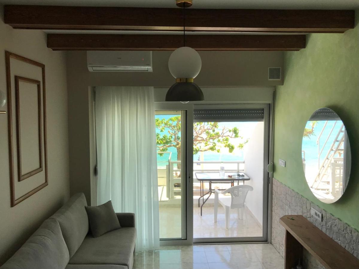 Skizenas Waterfront Apartments Haraki Dış mekan fotoğraf