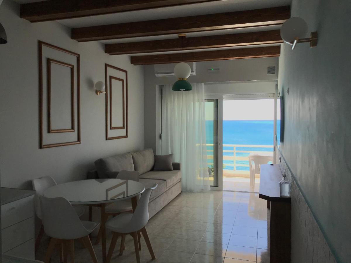 Skizenas Waterfront Apartments Haraki Dış mekan fotoğraf
