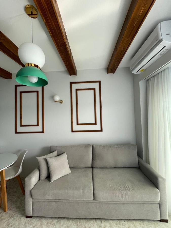 Skizenas Waterfront Apartments Haraki Dış mekan fotoğraf
