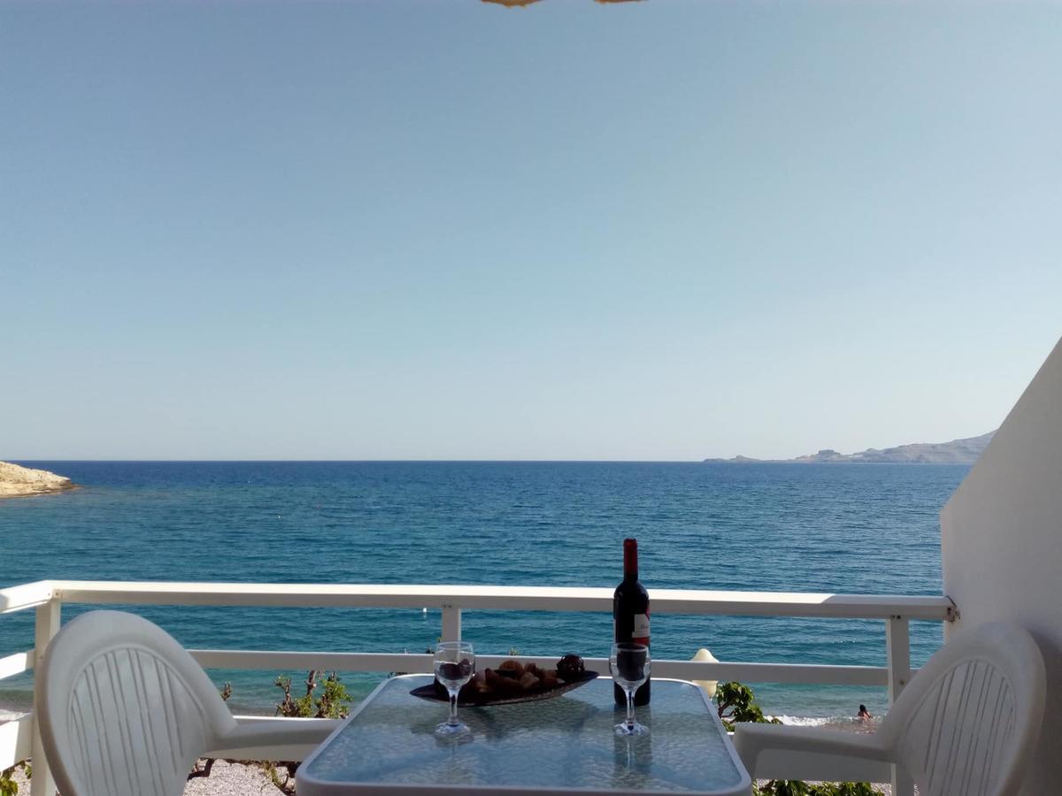 Skizenas Waterfront Apartments Haraki Dış mekan fotoğraf
